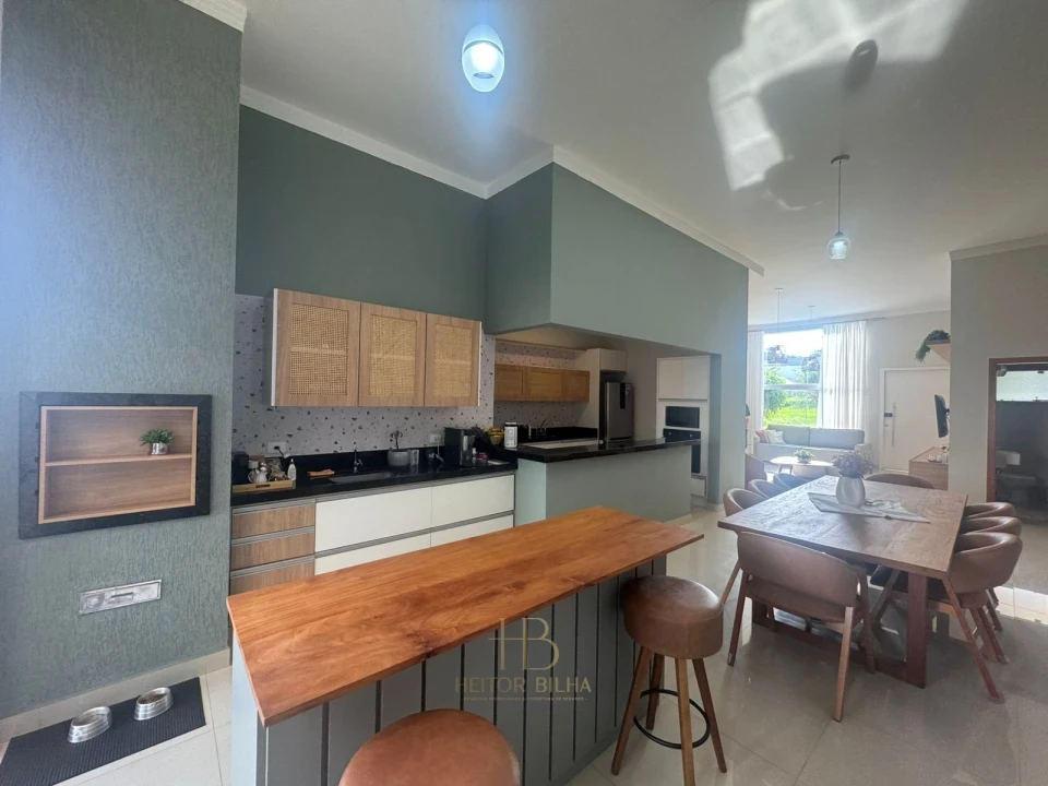 Imagens do imóveis CASA PARA LOCAÇÃO  CONDOMINIO ROYAL FOREST