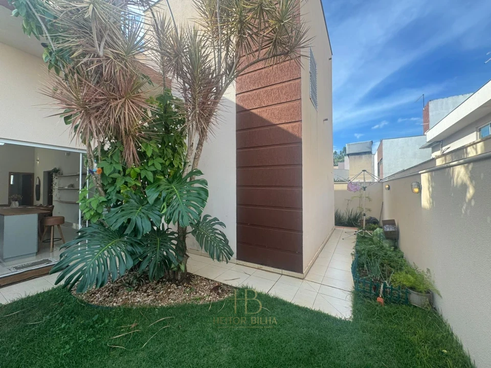 Imagens do imóveis CASA PARA LOCAÇÃO  CONDOMINIO ROYAL FOREST