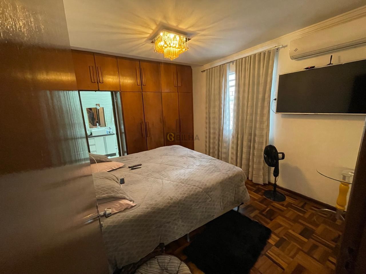 Imagens do imóveis Oportunidade Imperdível! Casa com 3 Quartos, Suíte e Edícula à Venda!