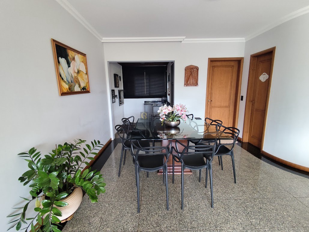 Imagens do imóveis Apartamento a venda no condomínio Ed. Four Seasons Residence no bairro Vila Fujita