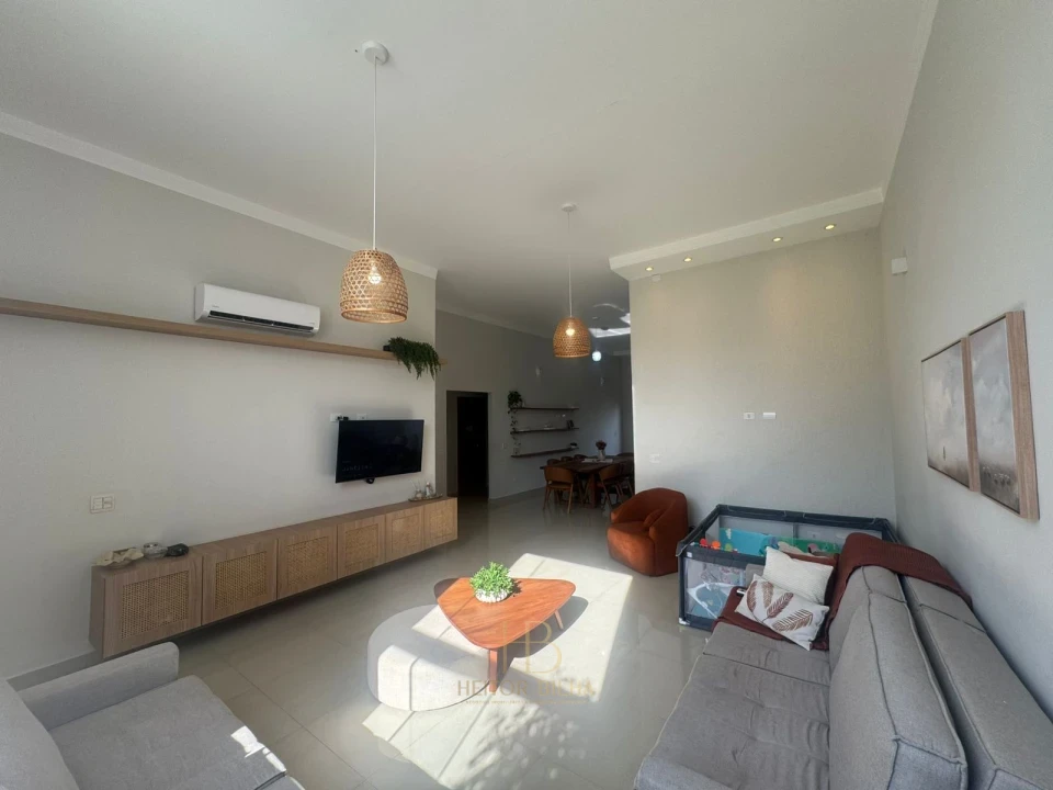 Imagens do imóveis CASA PARA LOCAÇÃO  CONDOMINIO ROYAL FOREST