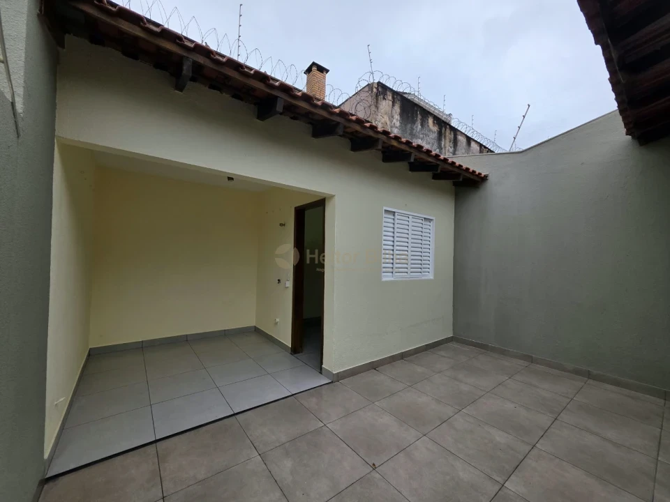 Imagens do imóveis Casa Com Edícula no Jd. Veneza