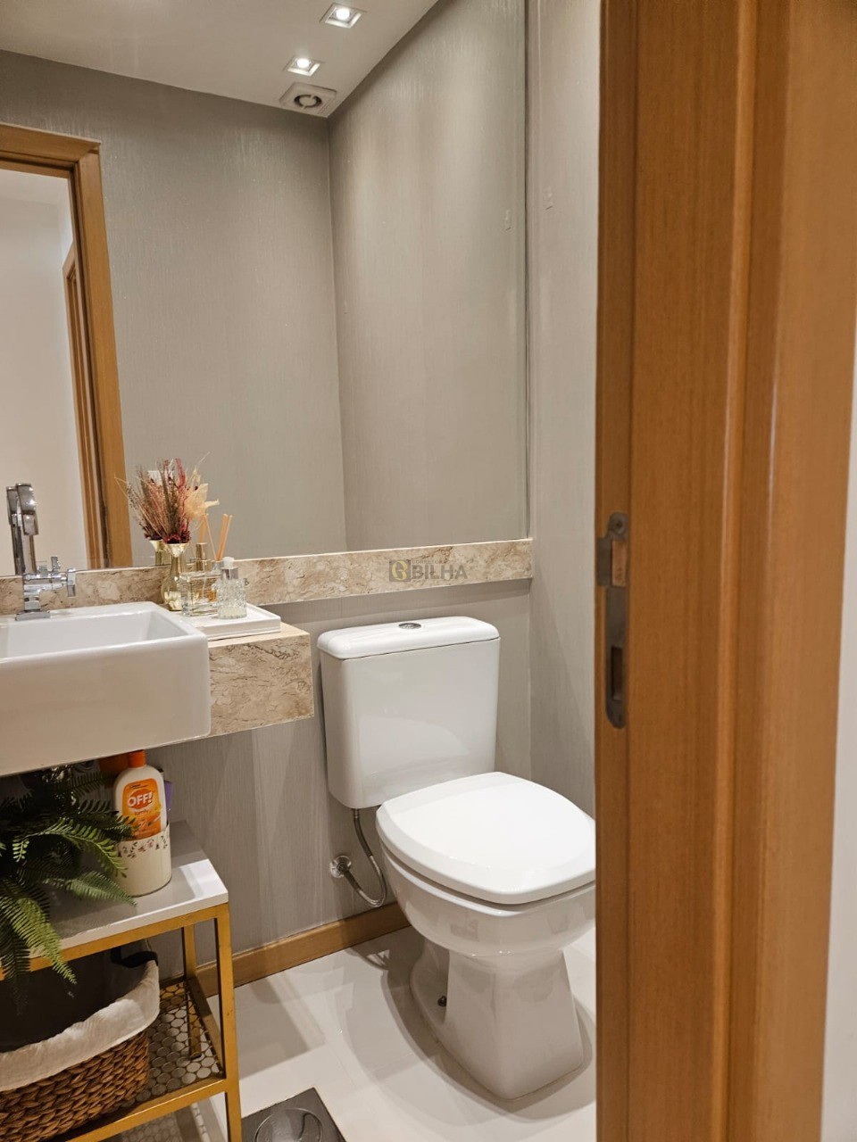 Imagens do imóveis Apartamento a venda no Ed. Cenario Residence no bairro Centro