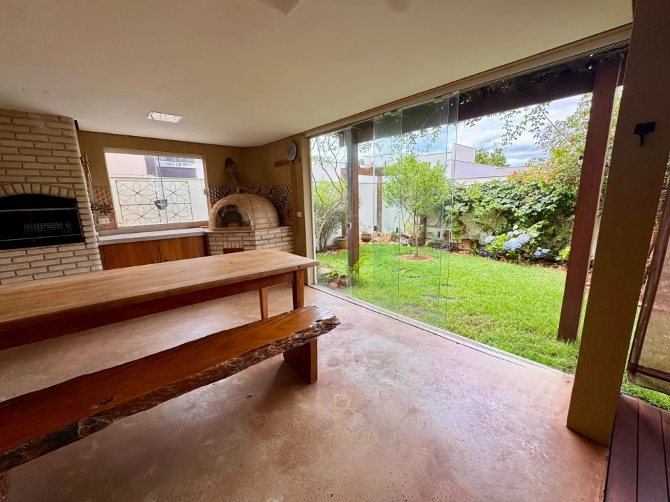 Imagens do imóveis CASA A VENDA CONDOMINIO ROYAL FOREST