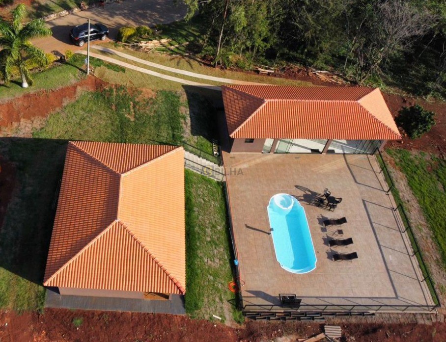 Imagens do imóveis Casa a venda no condomínio COND. RIVIERA DO NASCENTE COM PISCINA E 03 SUÍTES