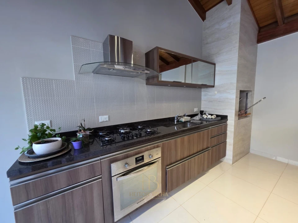 Imagens do imóveis Casa no Condomínio Vale das Araucárias