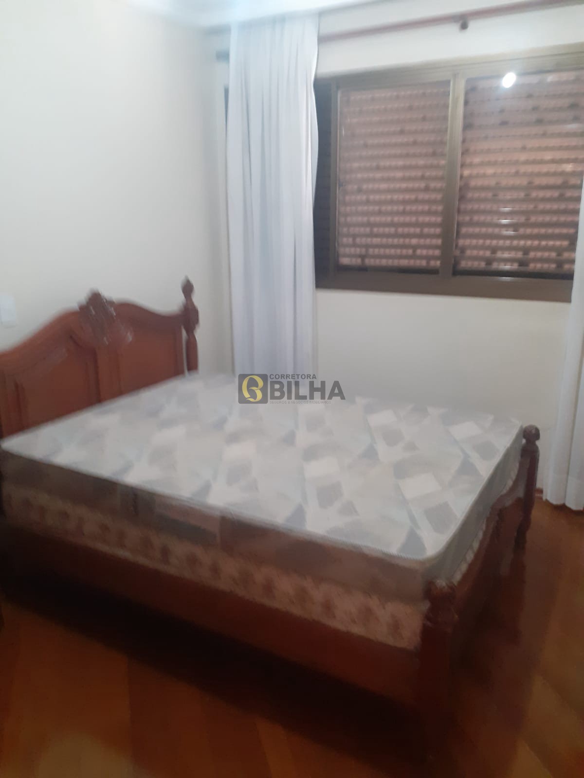 Imagens do imóveis Apartamento à venda no Condomínio Ed Lord Lovat no bairro Centro