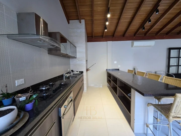 Imagens do imóveis Casa no Condomínio Vale das Araucárias