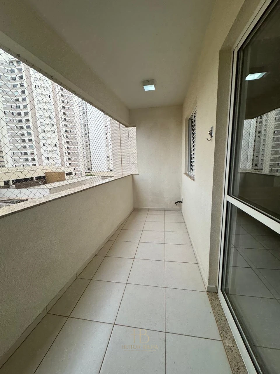 Imagens do imóveis APARTAMENTO A VENDA ED. MIRANTE DO LAGO