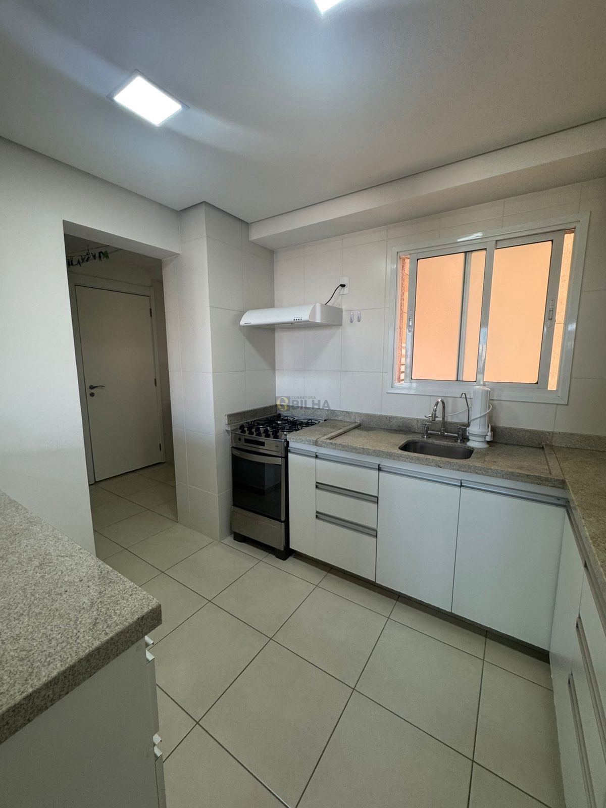 Imagens do imóveis Apartamento a venda no condomínio Edifíco Victória Parque no bairro Gleba Fazenda Palhano !!!
