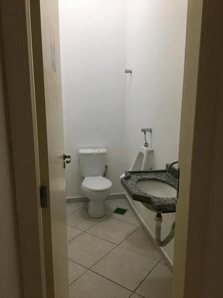 Imagens do imóveis Barracão Comercial para Alugar na Av. Maringá