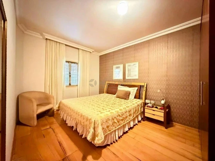 Imagens do imóveis Casa Assobradada Jd. Universitário