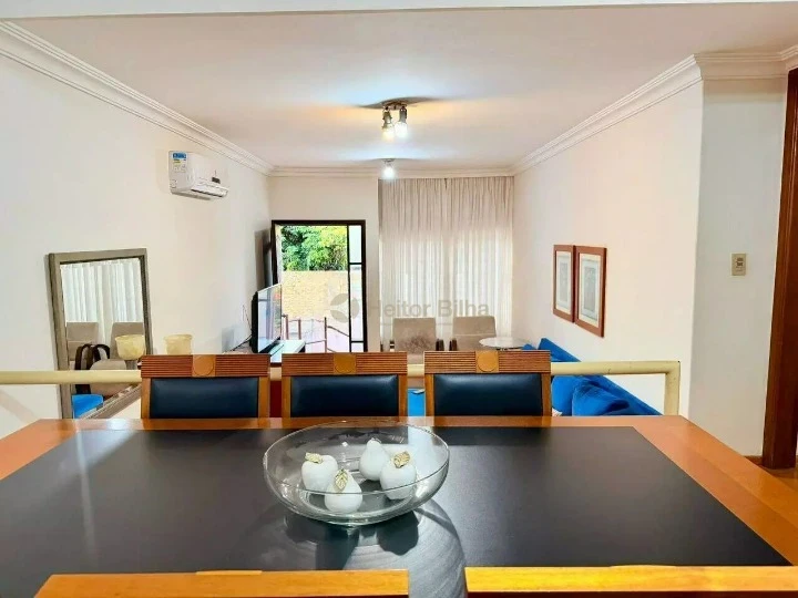 Imagens do imóveis Casa Assobradada Jd. Universitário