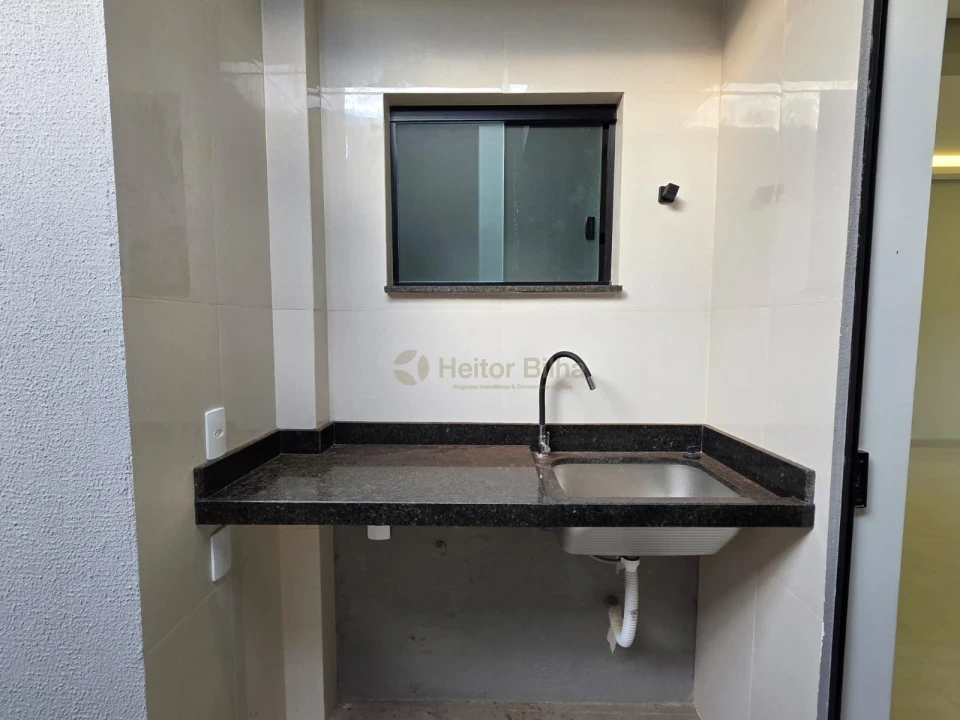 Imagens do imóveis Casa Nova à Venda no Jd. Alpes