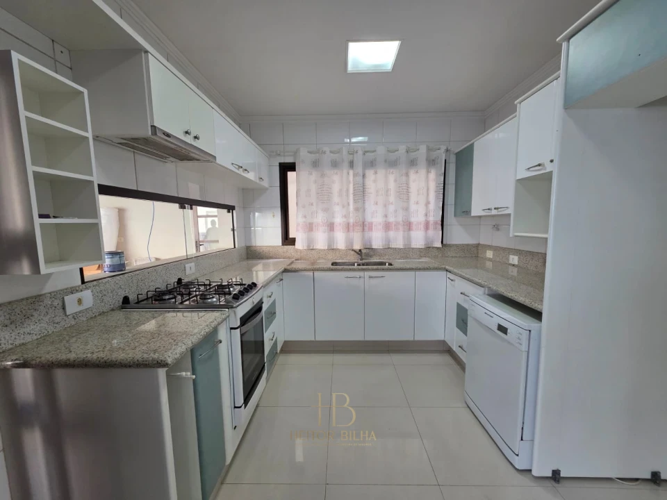 Imagens do imóveis Casa no Condomínio Vale das Araucárias