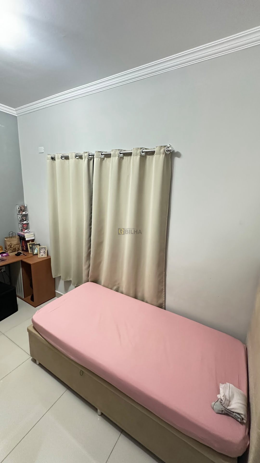 Imagens do imóveis Casa na Zona Leste ! 3 quartos com suíte, armários nos quartos e cozinha ! Mais de 100m² de área construída.