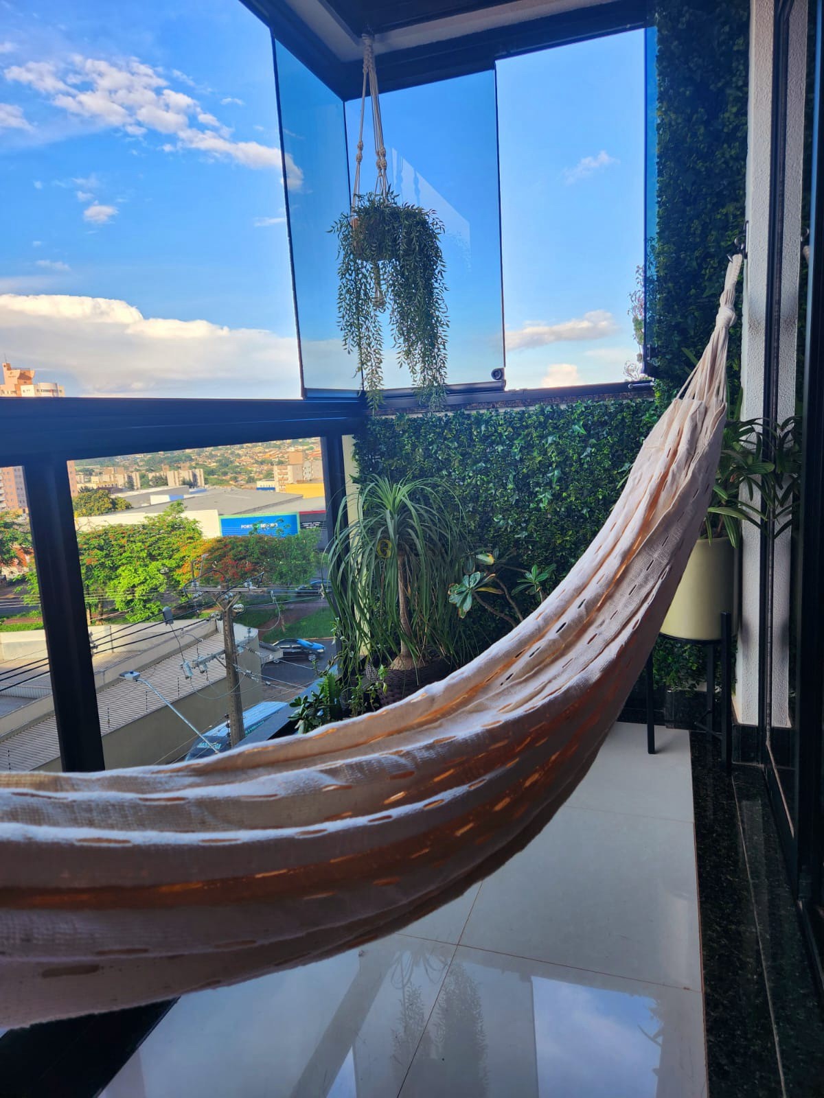 Imagens do imóveis Apartamento a venda no condomínio Edifício Floresta Negra!!!