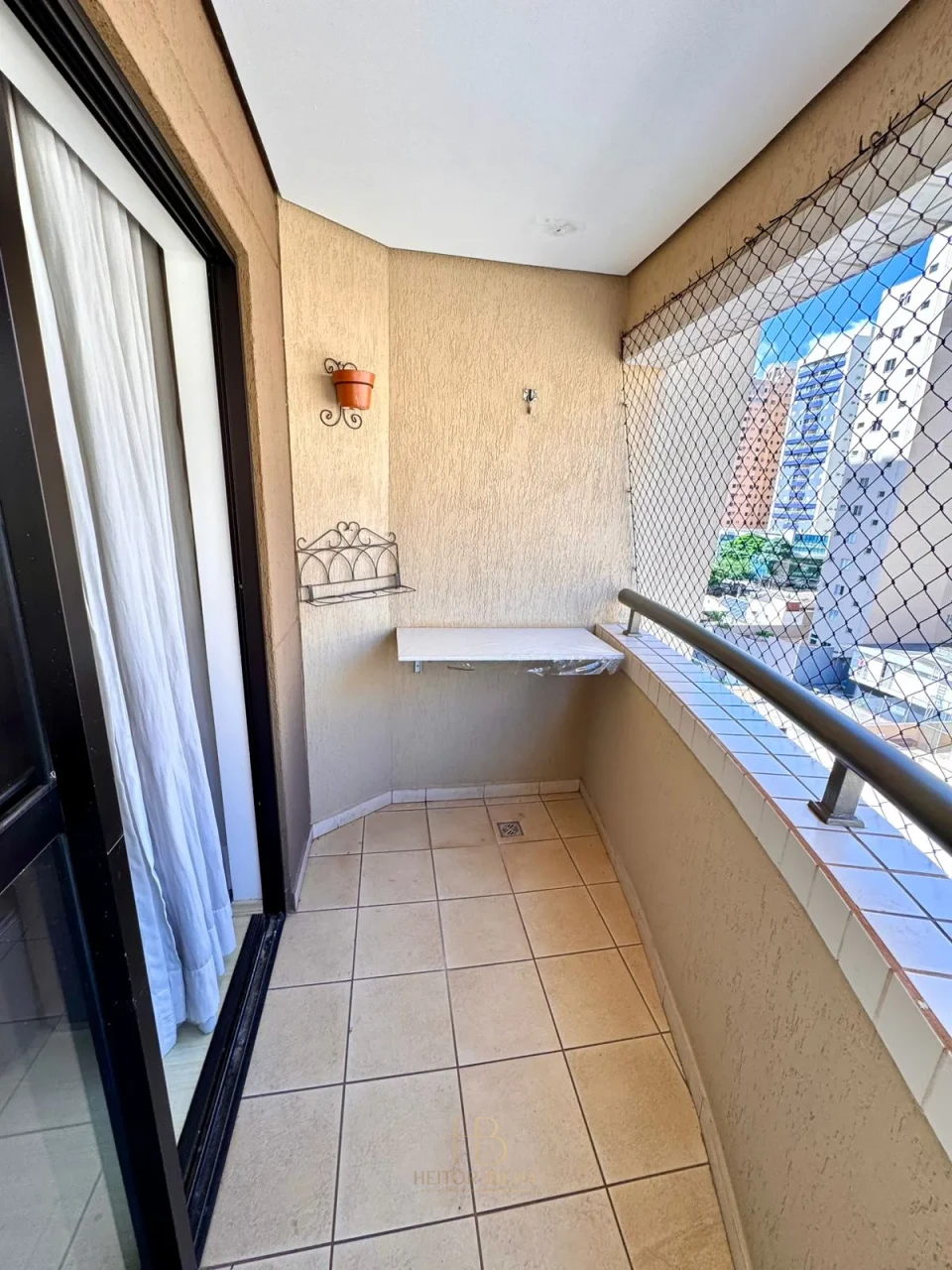 Imagens do imóveis APARTAMENTO PARA VENDA E LOCAÇÃO NO CENTRO