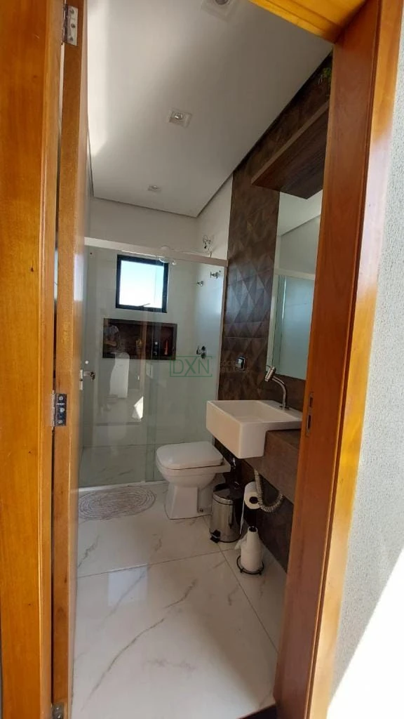 CASA A VENDA COM 3 QUARTOS E 1 SUITE NO JD. OCTÁVIO CESÁRIO CAMBÉ