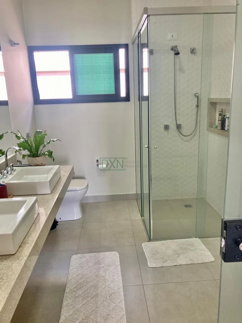 CASA COM 3 QUARTOS PRA LOCAÇÃO NO CONDOMÍNIO HORIZONTAL VILLÁGIO DO ENGENHO