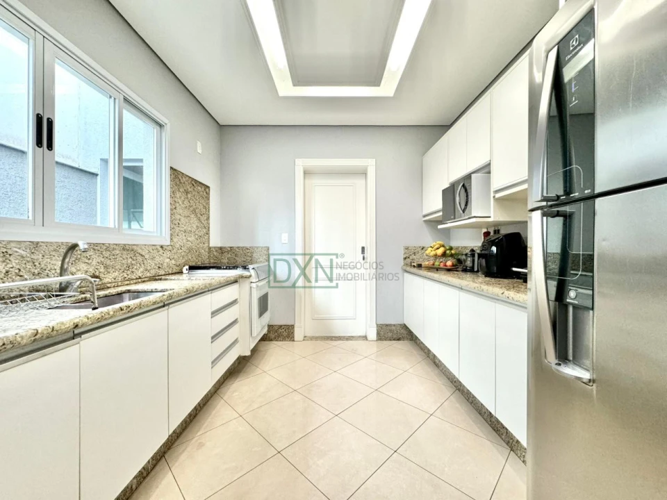 SOBRADO COM 3 SUITES NO COND RES VALE DAS ARAUCARIAS