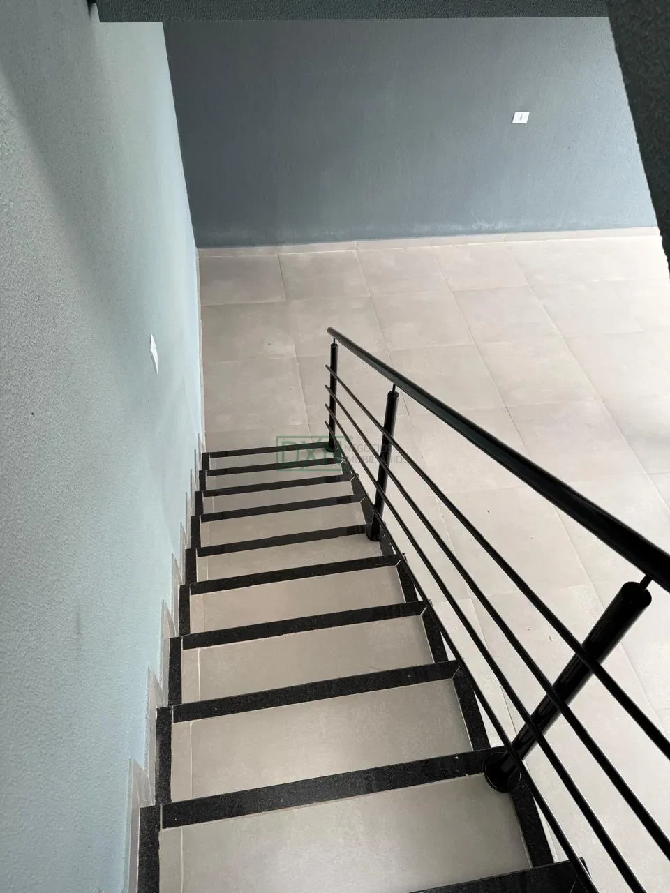 Casa Geminada Assobradada com 03 quartos no Cidade Verde em Cambé