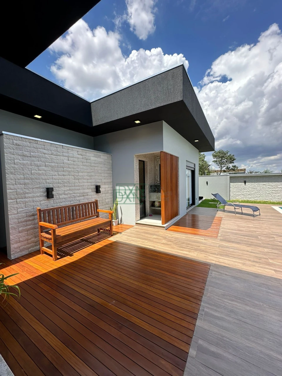 CASA TERREA DE ALTO PADRÃO NO VILLAGIO DE ENGENHO