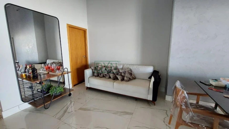 CASA A VENDA COM 3 QUARTOS E 1 SUITE NO JD. OCTÁVIO CESÁRIO CAMBÉ