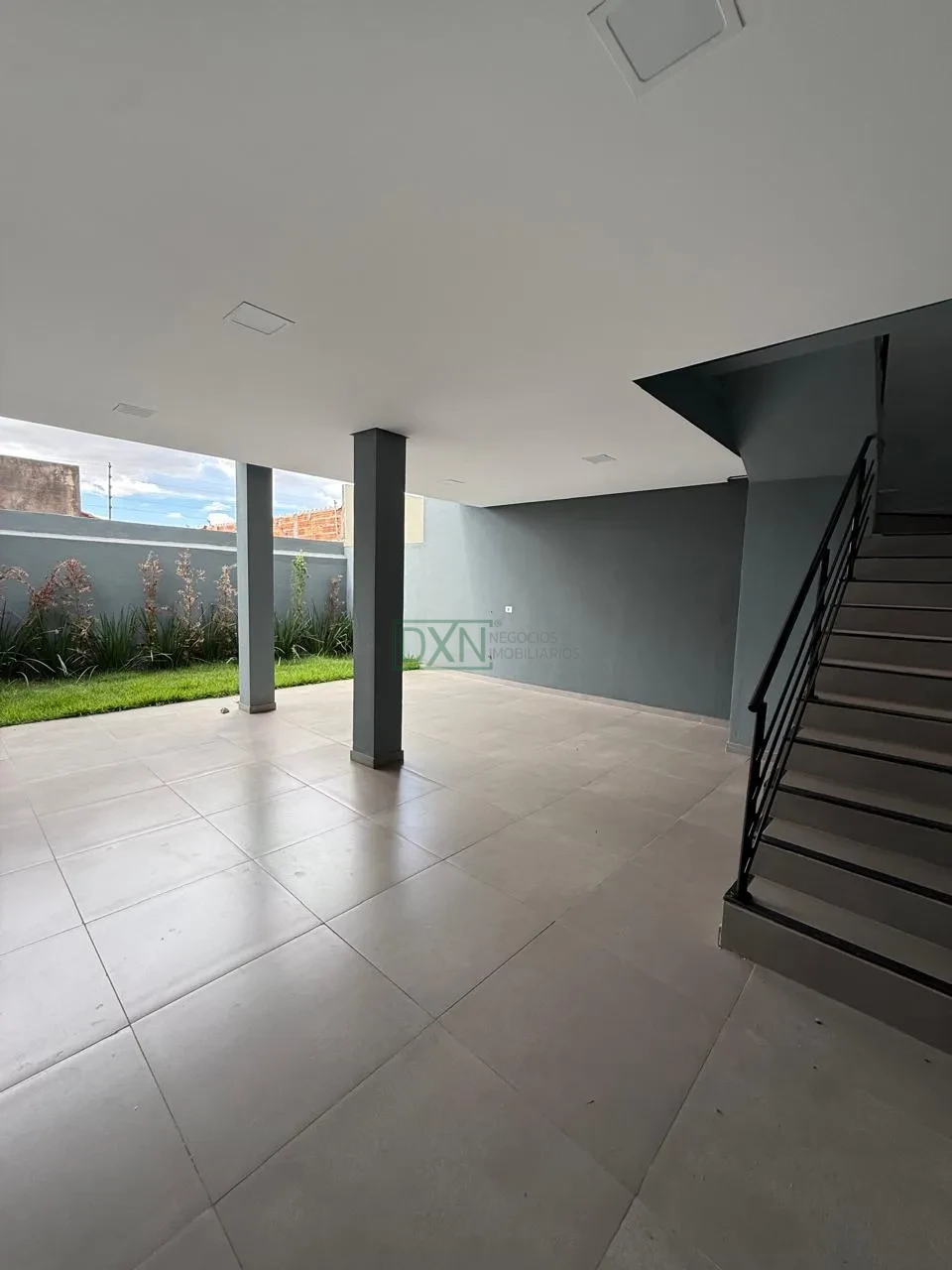 Casa Geminada Assobradada com 03 quartos no Cidade Verde em Cambé