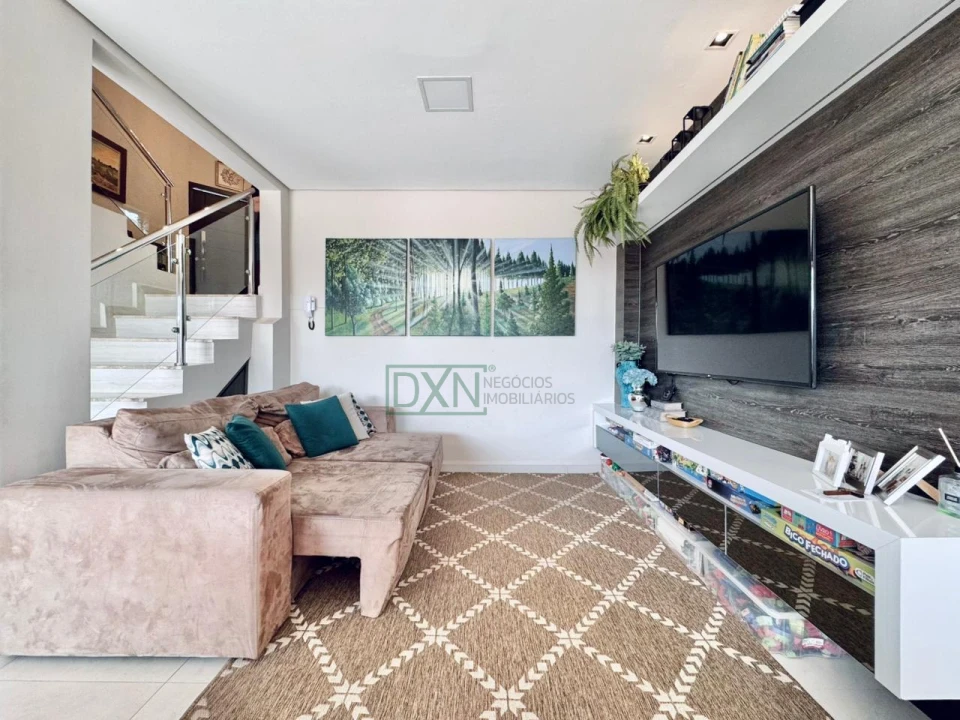 CASA COM 3 QUARTOS E SUITE MASTER NO PARQUE SELLA EM CAMBÉ