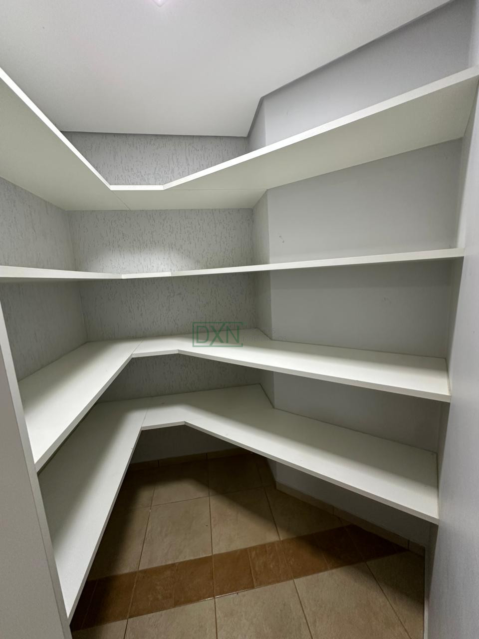 SOBRADO DE ALTO PADRÃO COM 3 QUARTOS E SUITE NO CONDOMÍNIO HORIZONTAL VILLÁGIO DO ENGENHO