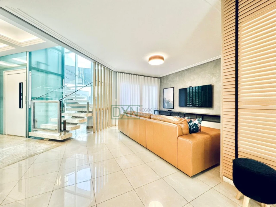 SOBRADO COM 3 SUITES NO COND RES VALE DAS ARAUCARIAS