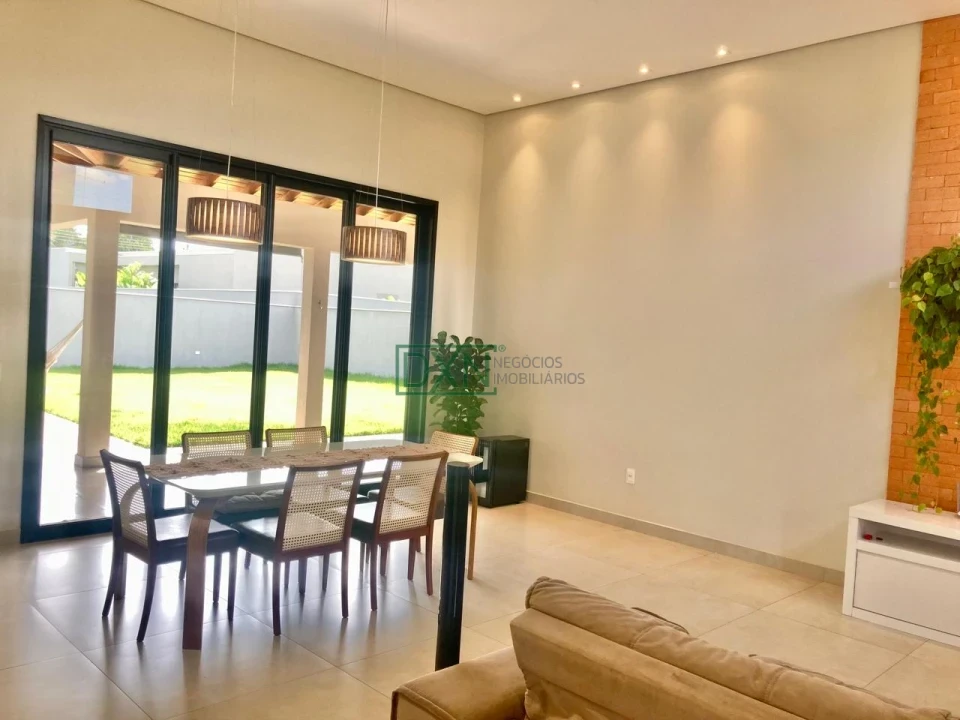 CASA COM 3 QUARTOS PRA LOCAÇÃO NO CONDOMÍNIO HORIZONTAL VILLÁGIO DO ENGENHO