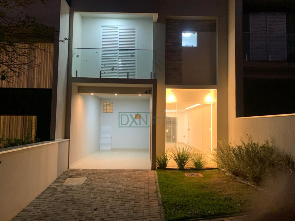 SOBRADO GEMINADO NO CONDOMINIO MORADA DAS FLORES