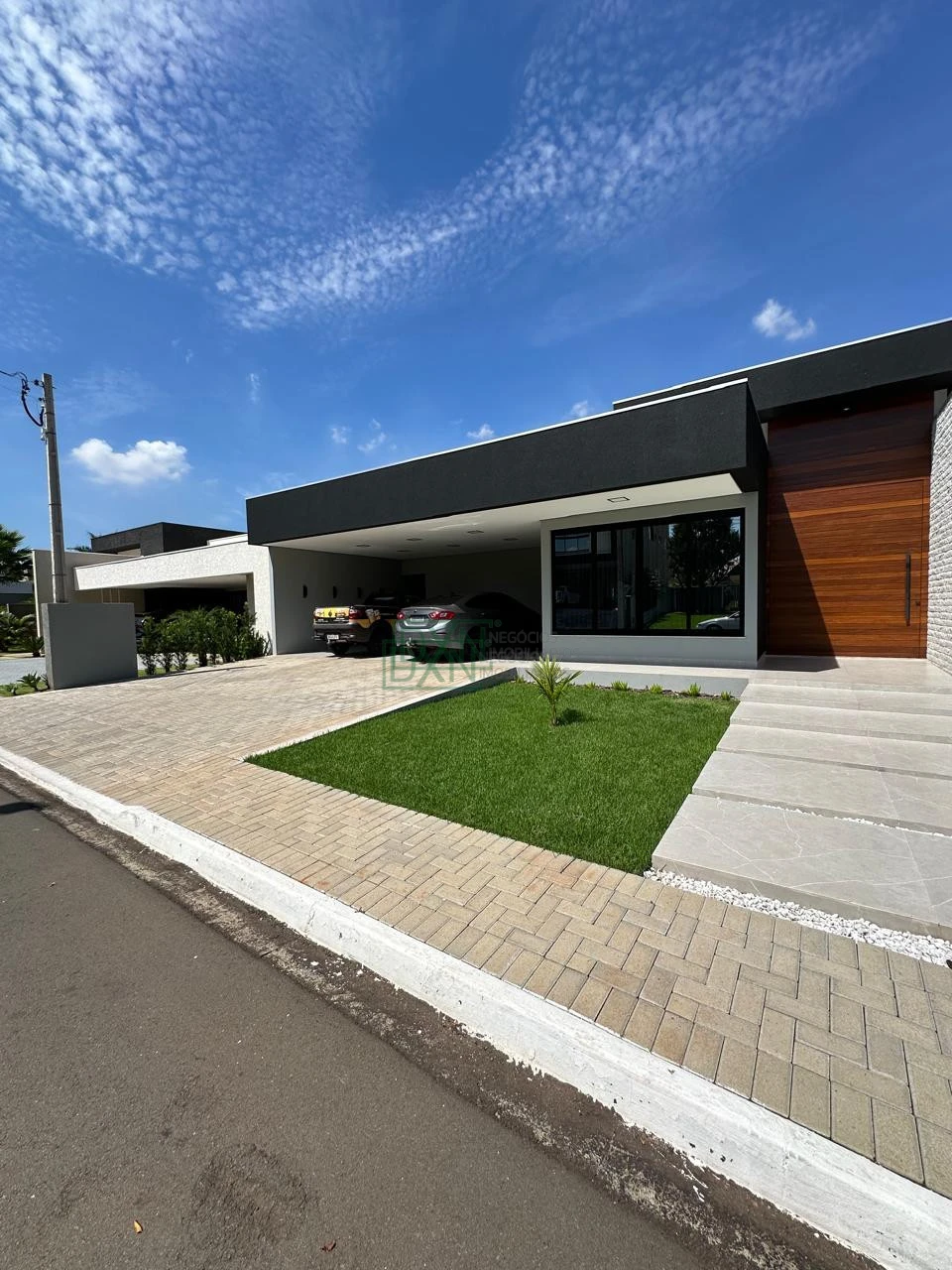 CASA TERREA DE ALTO PADRÃO NO VILLAGIO DE ENGENHO