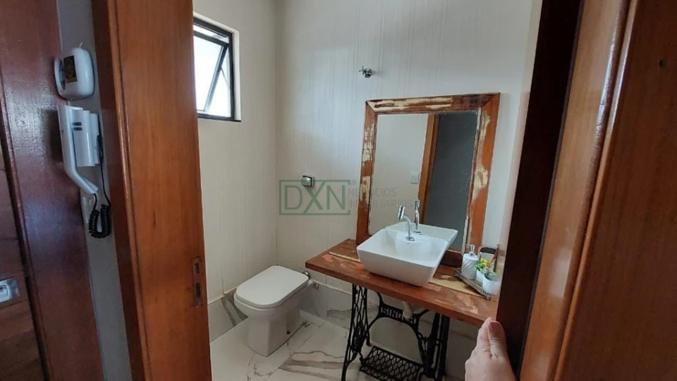 CASA A VENDA COM 3 QUARTOS E 1 SUITE NO JD. OCTÁVIO CESÁRIO CAMBÉ