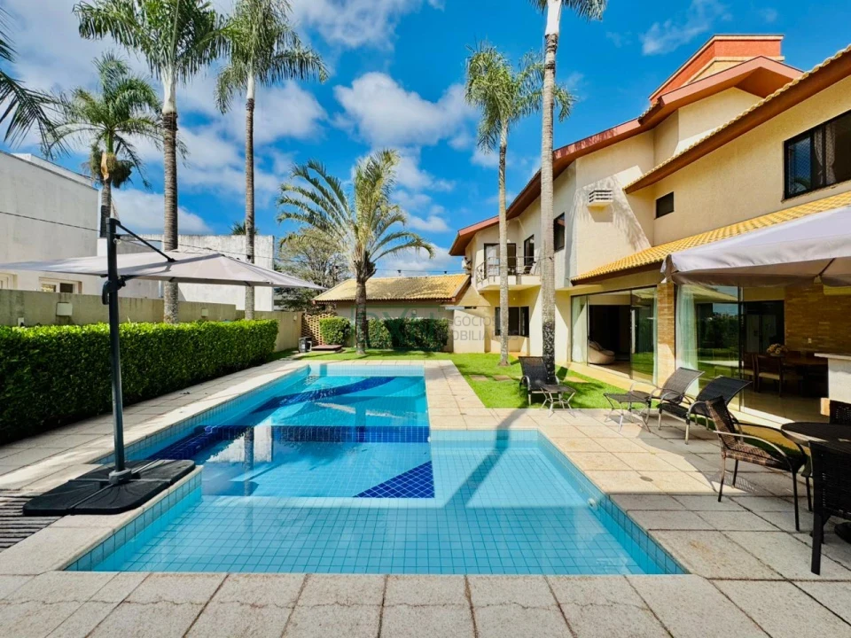 SOBRADO COM 3 SUÍTES NO CONDOMÍNIO HORIZONTAL VILLÁGIO DO ENGENHO