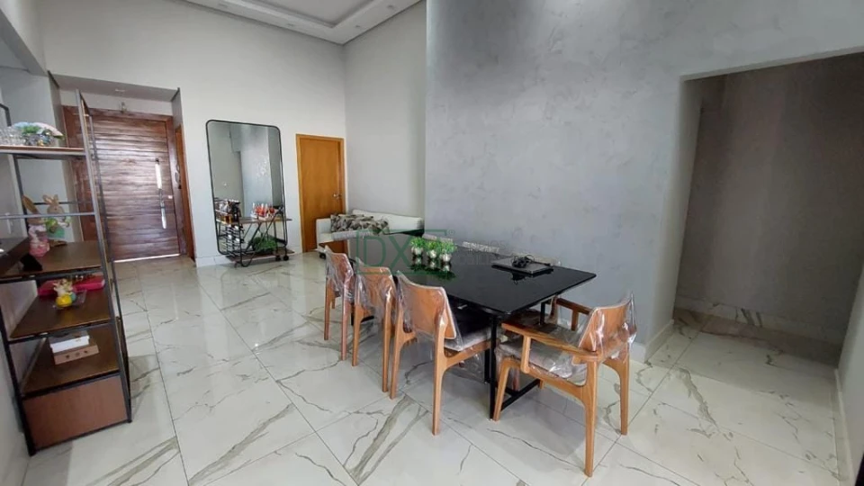 CASA A VENDA COM 3 QUARTOS E 1 SUITE NO JD. OCTÁVIO CESÁRIO CAMBÉ
