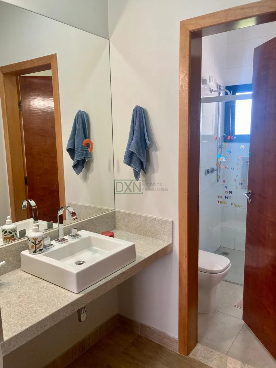CASA COM 3 QUARTOS PRA LOCAÇÃO NO CONDOMÍNIO HORIZONTAL VILLÁGIO DO ENGENHO