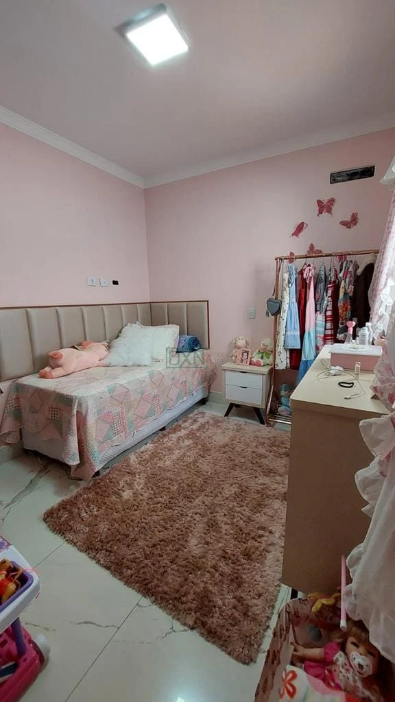 CASA A VENDA COM 3 QUARTOS E 1 SUITE NO JD. OCTÁVIO CESÁRIO CAMBÉ