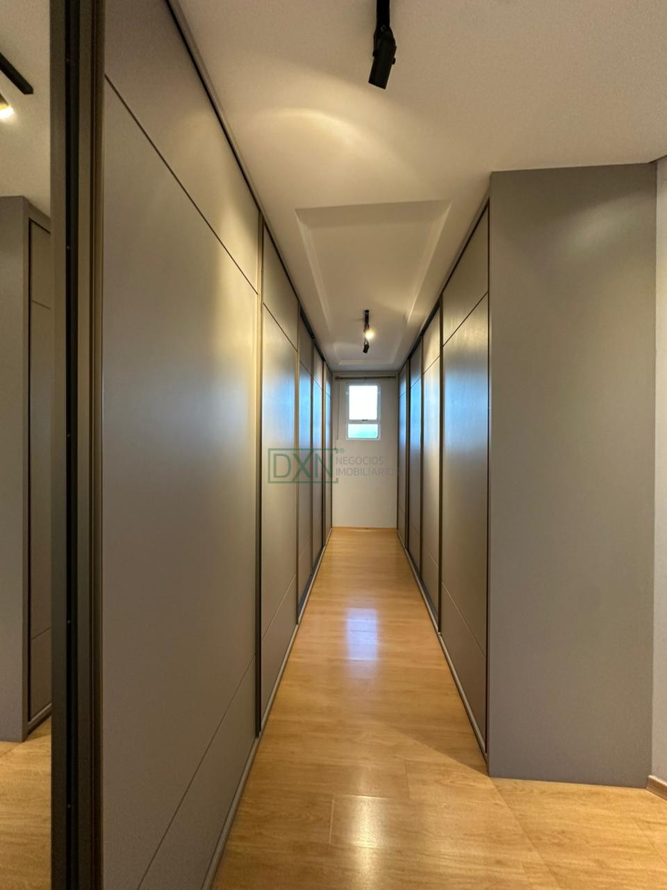 SOBRADO DE ALTO PADRÃO COM 3 QUARTOS E SUITE NO CONDOMÍNIO HORIZONTAL VILLÁGIO DO ENGENHO