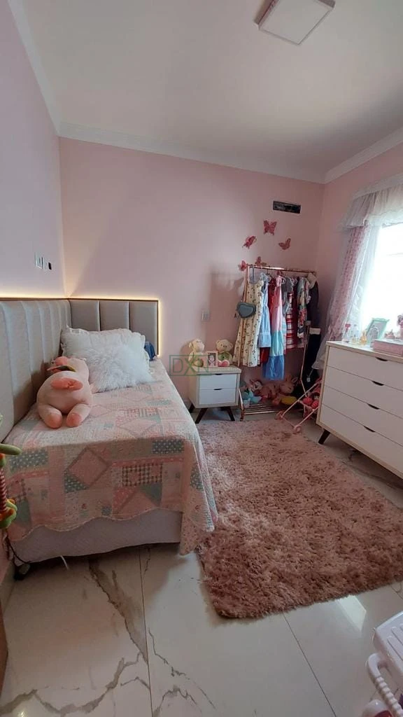 CASA A VENDA COM 3 QUARTOS E 1 SUITE NO JD. OCTÁVIO CESÁRIO CAMBÉ