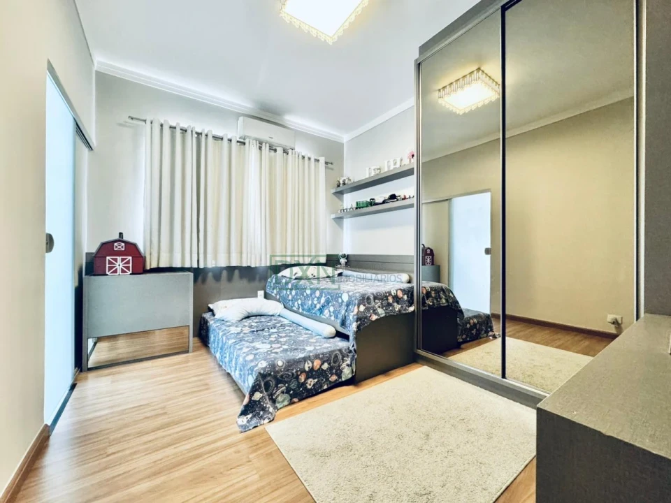 CASA COM 3 QUARTOS E SUITE MASTER NO PARQUE SELLA EM CAMBÉ