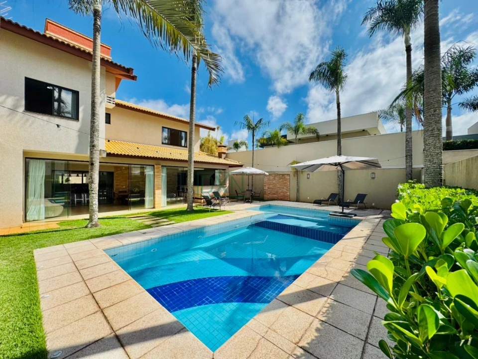 SOBRADO COM 3 SUÍTES NO CONDOMÍNIO HORIZONTAL VILLÁGIO DO ENGENHO