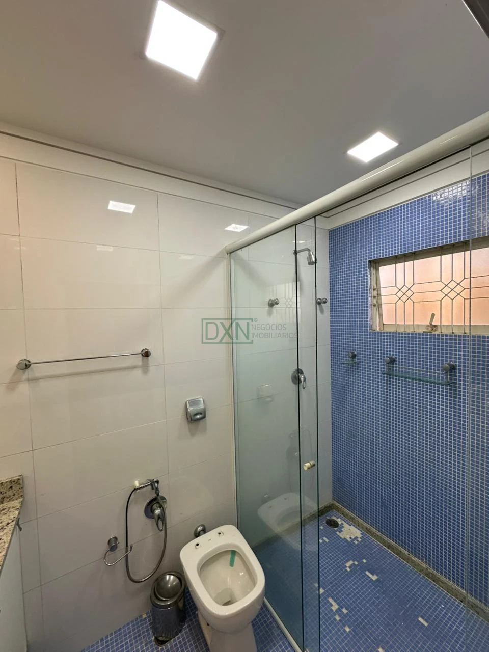 CASA TERREA COM 3 SUITES NO CONDOMÍNIO HORIZONTAL VILLÁGIO DO ENGENHO