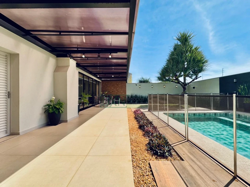 CASA COM 3 QUARTOS E SUITE MASTER NO PARQUE SELLA EM CAMBÉ