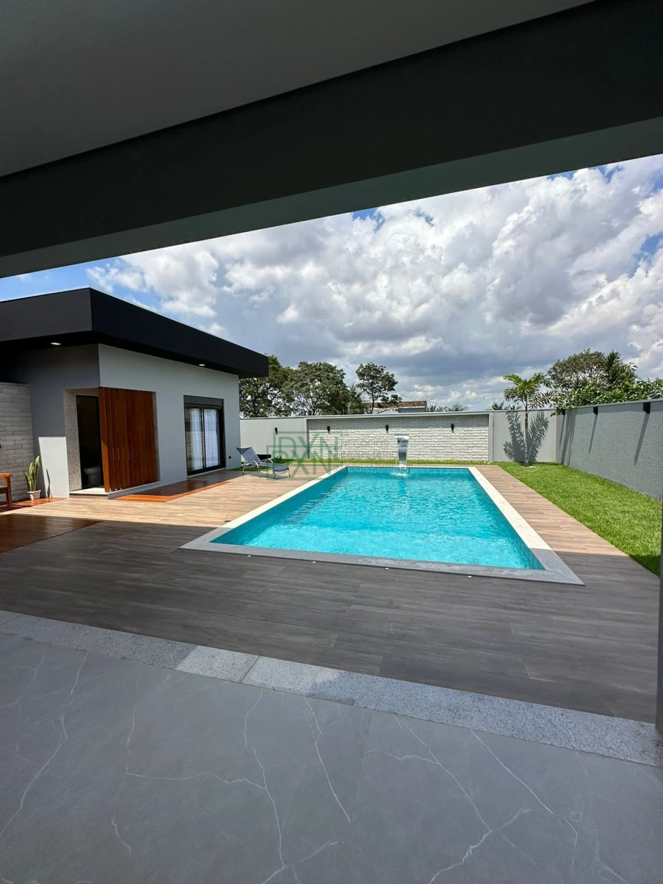 CASA TERREA DE ALTO PADRÃO NO VILLAGIO DE ENGENHO
