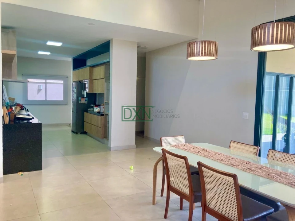 CASA COM 3 QUARTOS PRA LOCAÇÃO NO CONDOMÍNIO HORIZONTAL VILLÁGIO DO ENGENHO