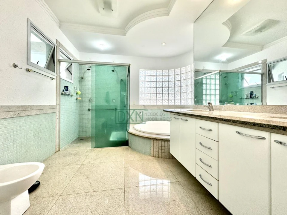 SOBRADO COM 3 SUITES NO COND RES VALE DAS ARAUCARIAS