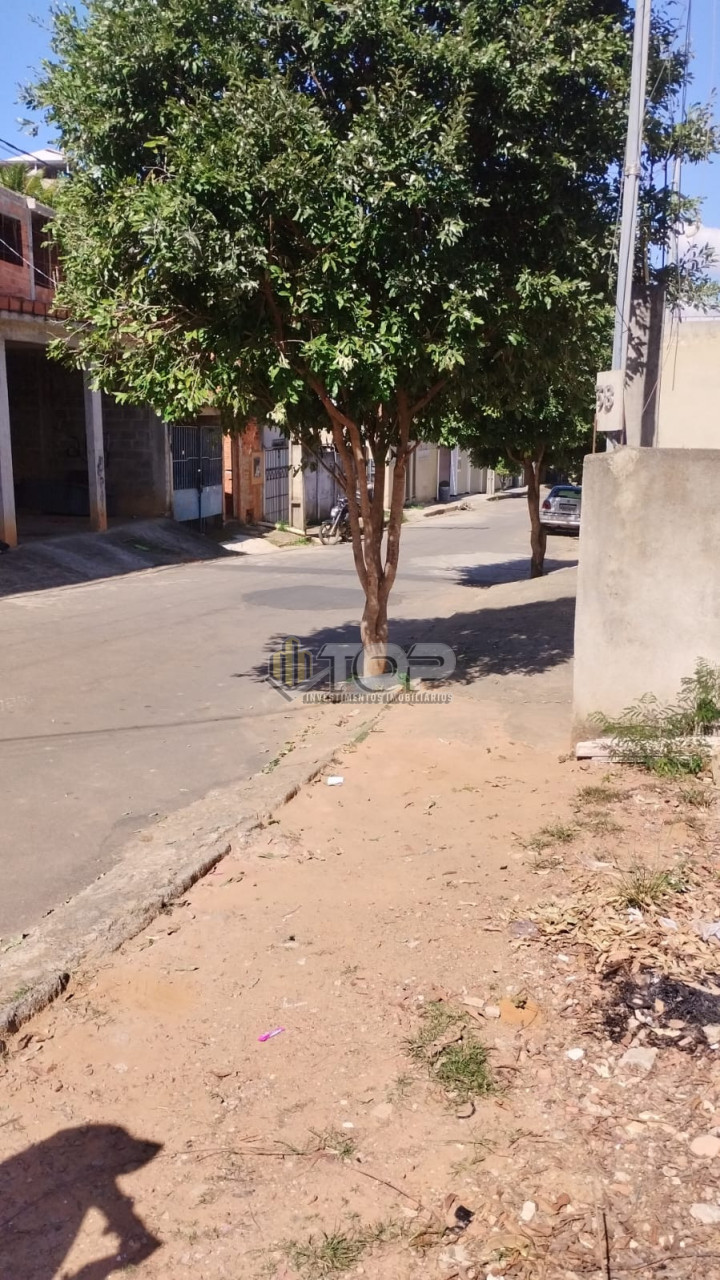 Imagens do imóveis TERRENO A VENDA - SÃO FRANCISCO